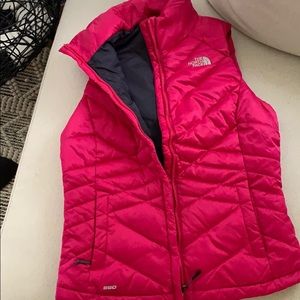 Women’s Northface vest